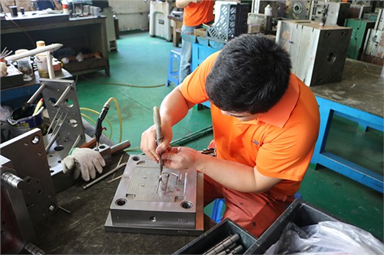 注塑模具制造廠——博騰納專注給客戶做更高品質(zhì)的模具 注塑模具制造廠——博騰納專注給客戶做更高品質(zhì)的模具