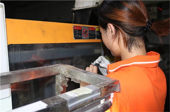 深圳塑膠模具制造廠&mdash;&mdash;博騰納精工細(xì)作只為客戶滿意