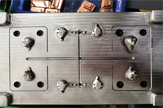 深圳塑膠模具廠&mdash;&mdash;博騰納堅(jiān)持以質(zhì)取勝，打造品質(zhì)模具