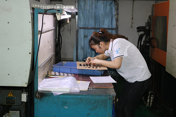 塑膠模具廠&mdash;&mdash;博騰納品質(zhì)決定客戶的選擇