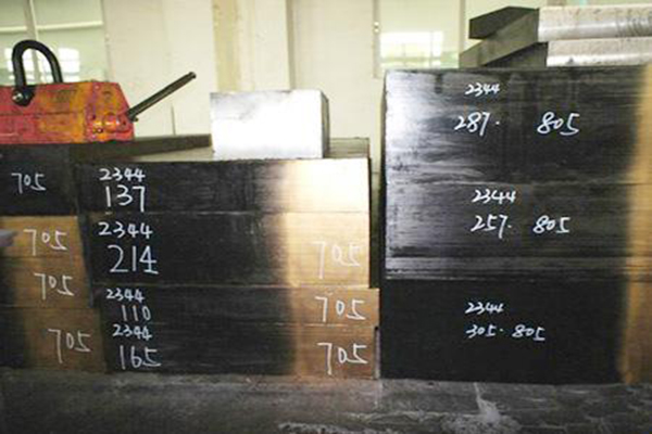 塑膠注塑模具廠&mdash;&mdash;模具鋼材款式多，怎么選是門學(xué)問！