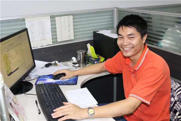 塑膠模具廠&mdash;&mdash;博騰納更愿傾心為您服務(wù)