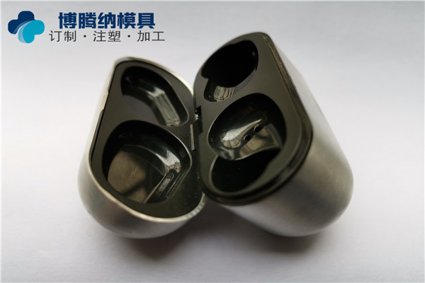 保護版權(quán)想私模定制？趕緊找博騰納藍牙耳機模具廠