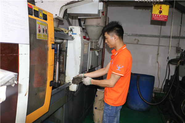 博騰納注塑模具&mdash;&mdash;行業(yè)數(shù)一數(shù)二的尖子生